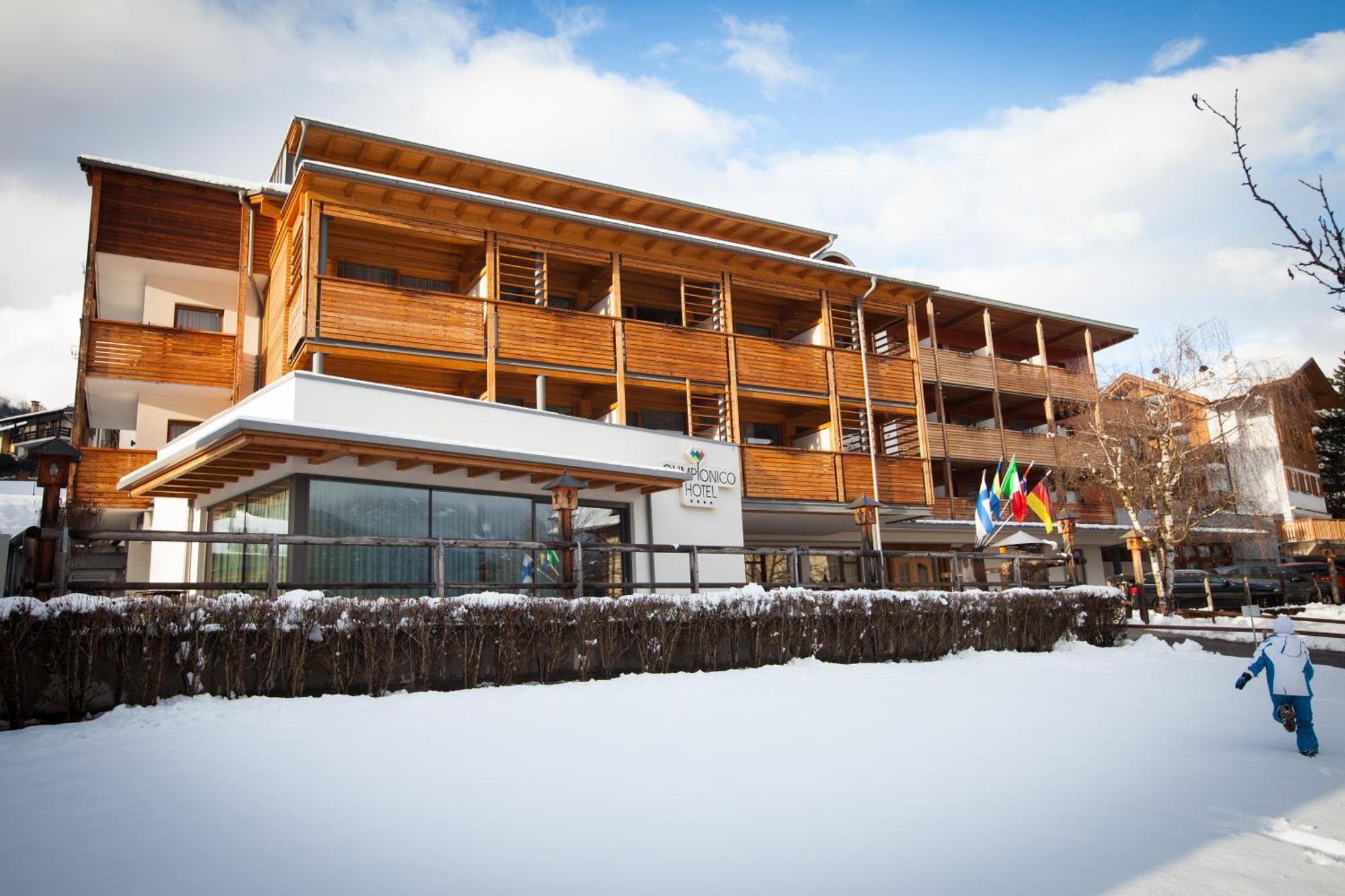 Olimpionico Hotel Castello-Molina di Fiemme Bagian luar foto